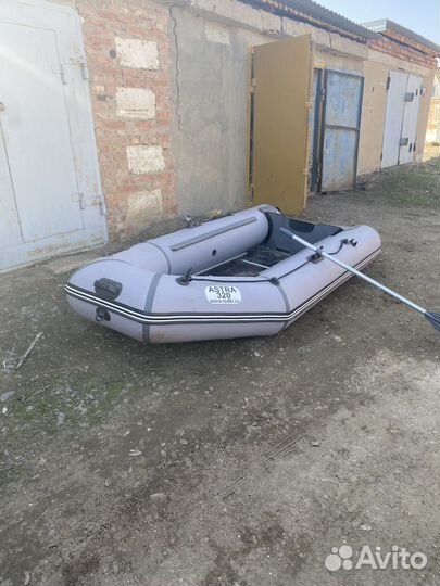 Резиновая лодка