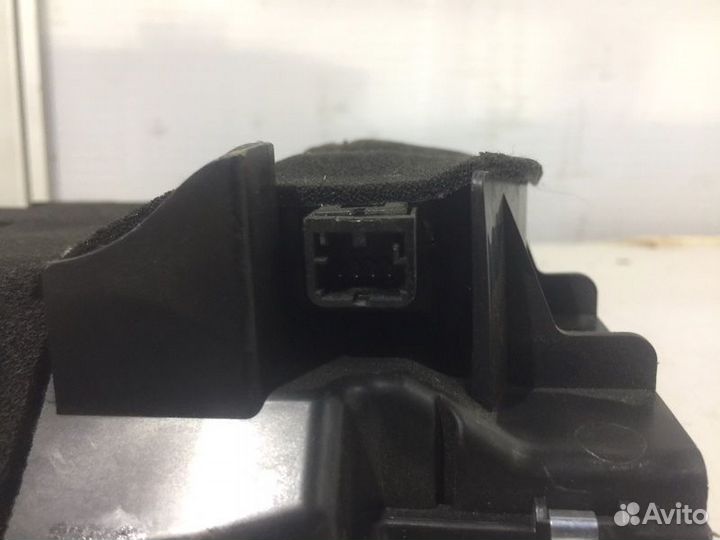 Воздуховод салона левый Mercedes-Benz S-Class W221