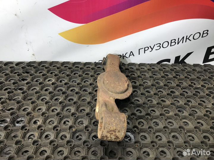 Кронштейн торсиона кабины Renault Major