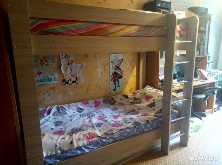 Кровать двухярусная