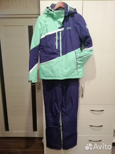 Горнолыжный женский костюм (размер 44)