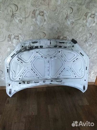 Капот калина 2 белый