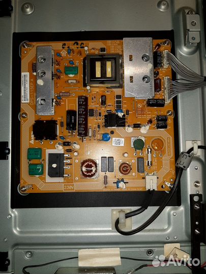 Toshiba 32RL953RB разбор