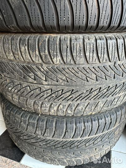 Goodyear UltraGrip 8 285/45 R20 112V