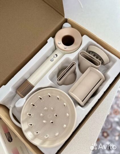 Фен Dyson supersonic hd08 белый перламутр