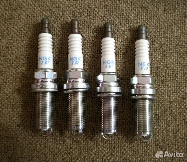 Свечи NGK ilfr6B 4 шт