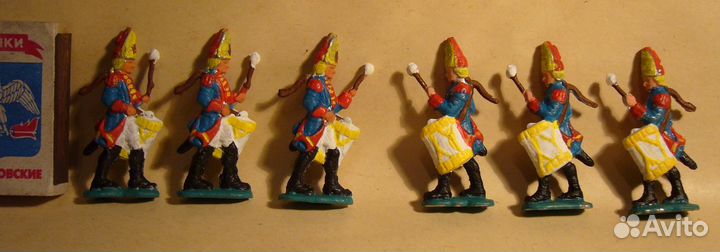 Солдатики оловянные крашенные, 