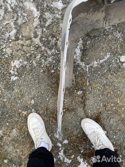 Бампер филдер 140