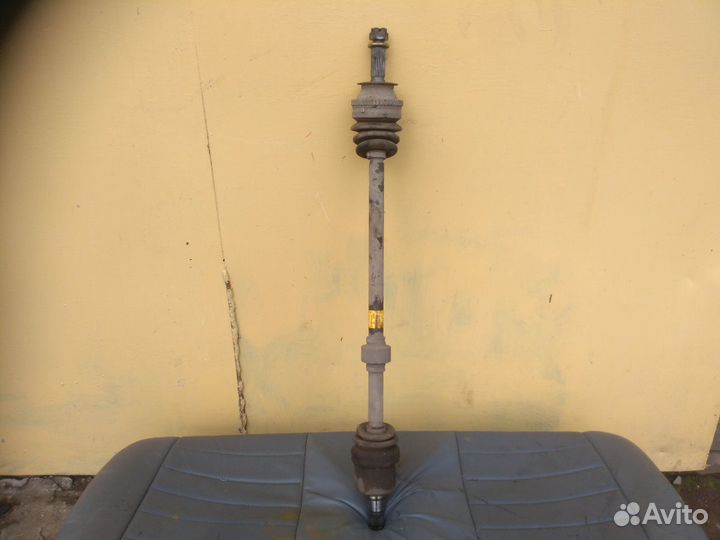 Привод правый полуось Hyundai Sonata 5