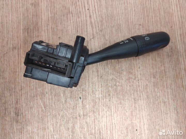 Переключатель стеклоочистителей toyota Toyota