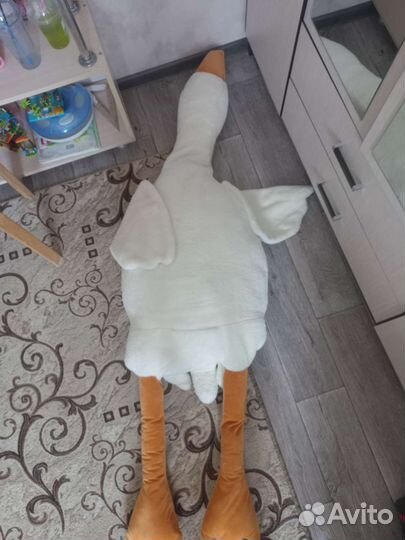 Большая мягкая игрушка гусь