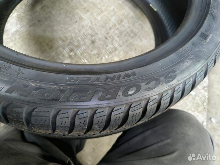 Pirelli Scorpion Winter 275/40 R21 107V