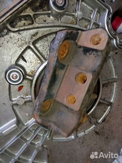 Кронштейн двигателя 2.0 1azfe Тойота рав4