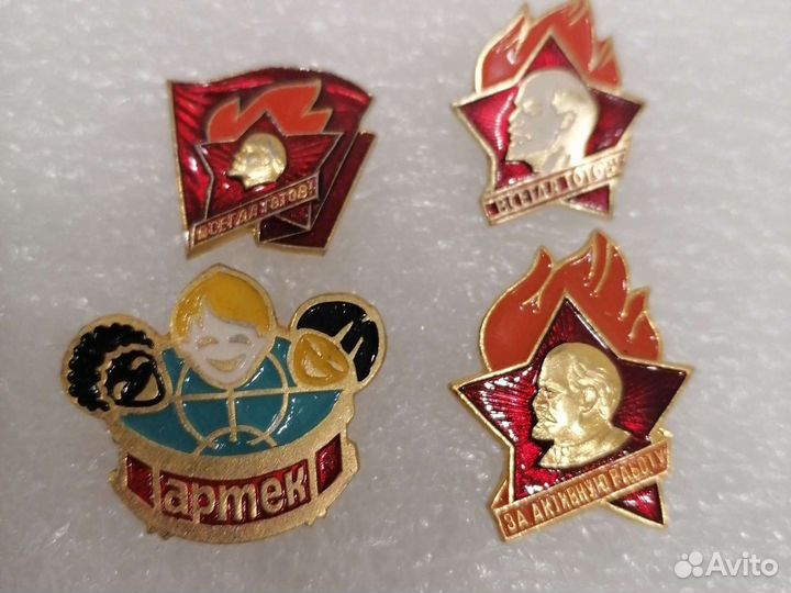 Наборы значков СССР