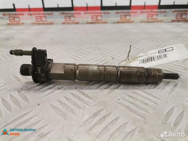 Форсунка BMW 5 E60/E61 рест. 2008 13537797877