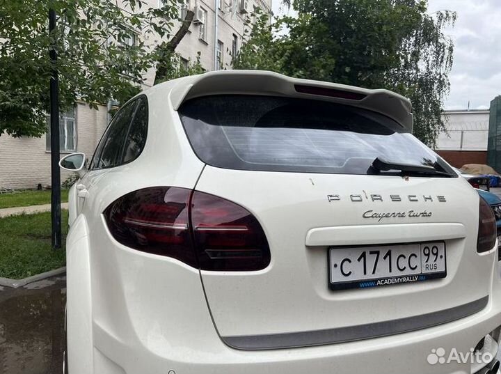 Фонари задние Black Porsche Cayenne 958 LED