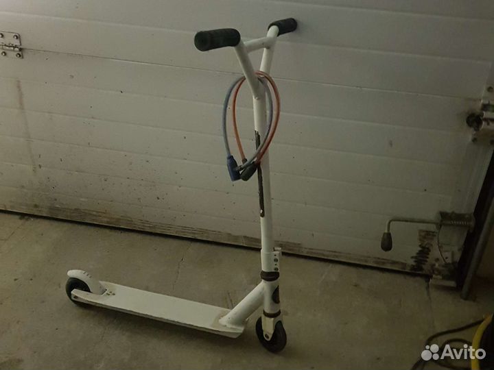 Самокат трюковой