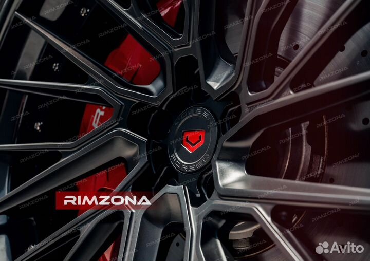 Кованые диски R22 на Audi A8