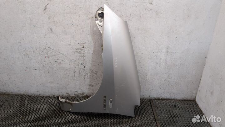 Крыло Suzuki Liana, 2005