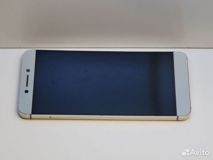 LeEco Le 2 X620, 3/32 ГБ