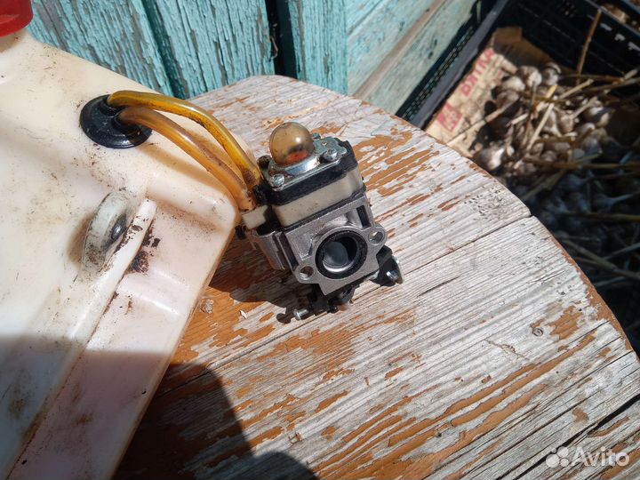 Карбюратор от бензокоса мр-15