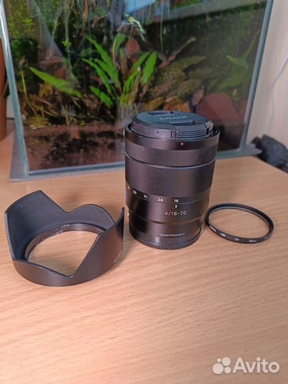 Продам объектив Sony 16-70 Zeiss f4 Sony E