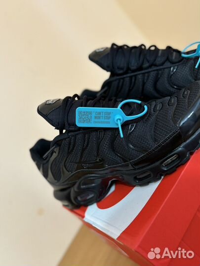 Кроссовки Nike air max tn plus оригинальные