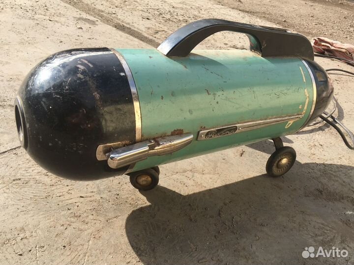 Пылесос «Ракета» СССР 1966 года выпуска