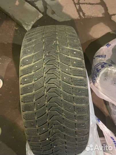 Michelin X-Ice North 3 225/45 R17