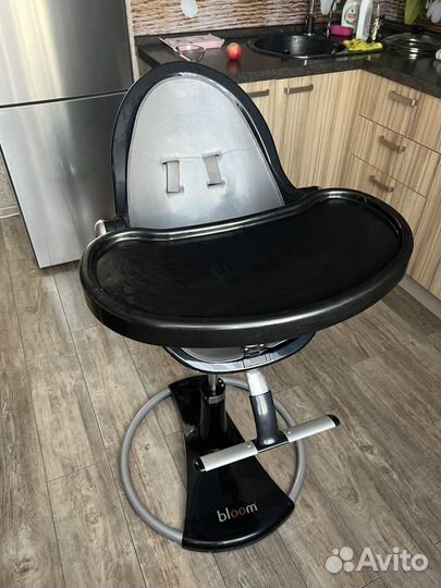 Стульчик для кормления bloom