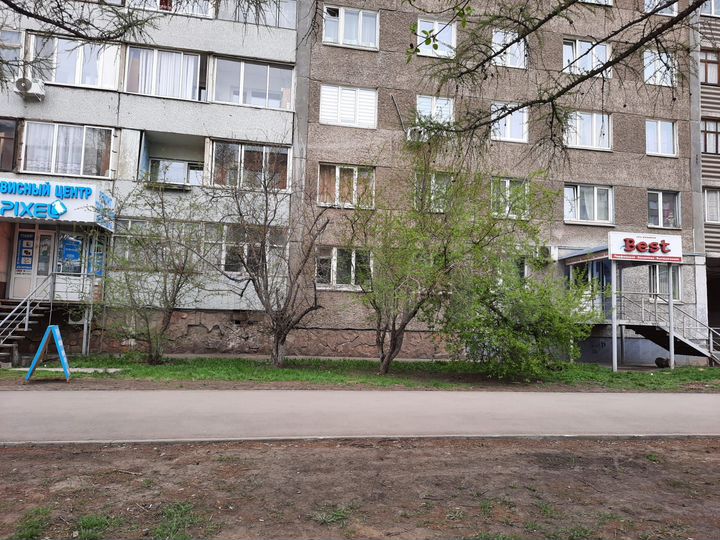 2-к. квартира, 39 м², 1/10 эт.