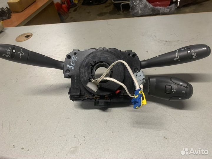 Блок подрулевых переключателей Peugeot 308 хэтчбек