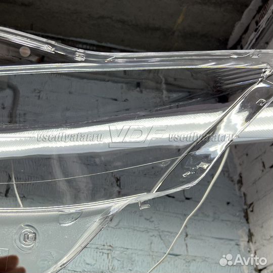 Уцененное стекло для фары Peugeot 508 (2011-2014)
