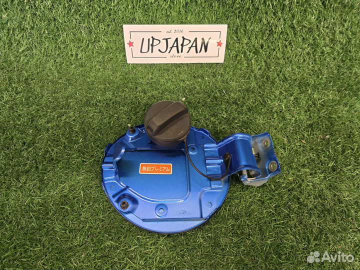 Лючок бензобака Suzuki Swift Sport ZC33S с накладк