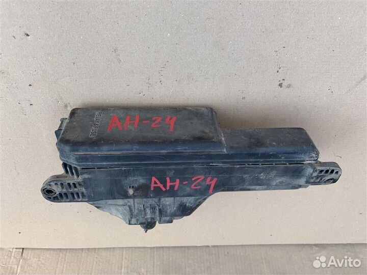 Блок предохранителей toyota caldina ET196