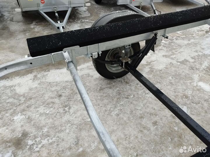 Прицеп для лодки 5,50 м