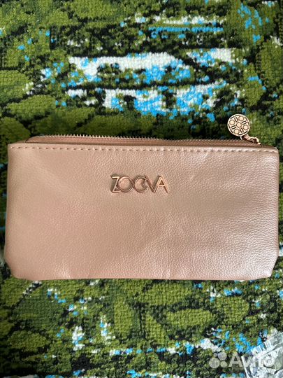 Zoeva набор кистей и косметичка