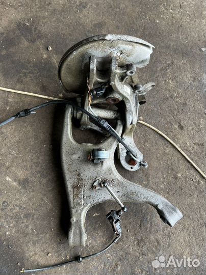 Audi A6 c7 задний кулак