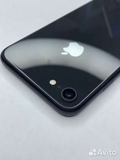 iPhone 8