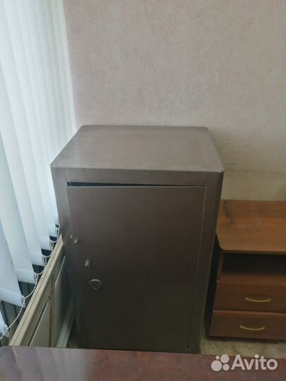 Сейф металлический бу