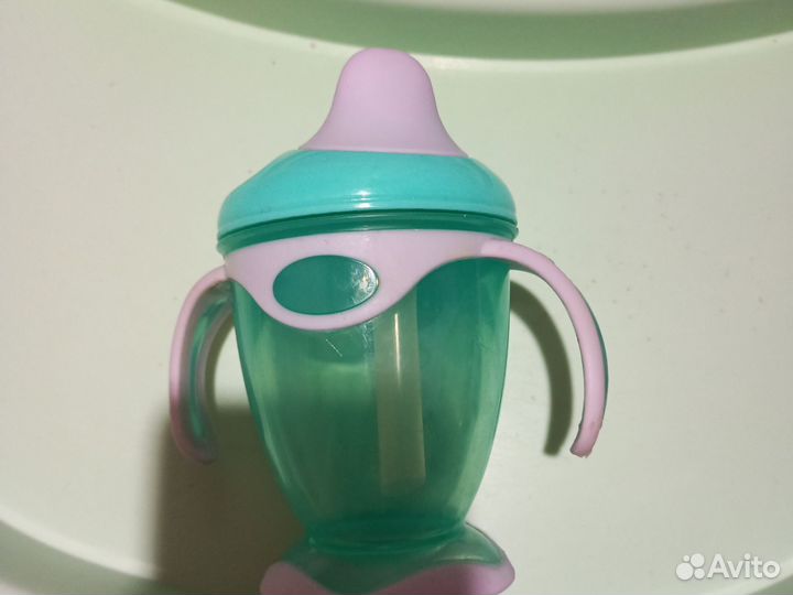 Поильник с трубочкой