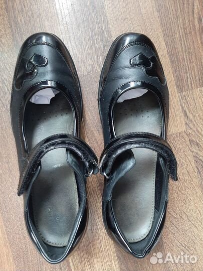 Туфли для девочки Geox р-р 37