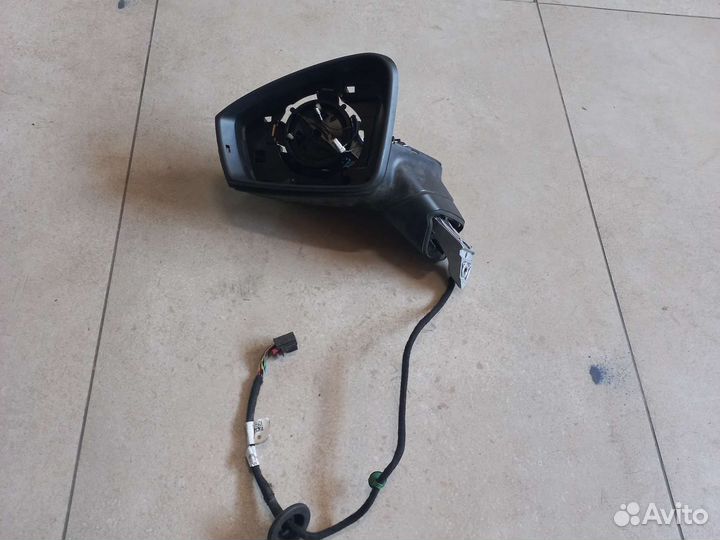 Зеркало боковое левое Volkswagen touareg 3