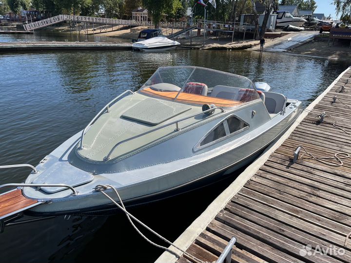 Николь Фаворит