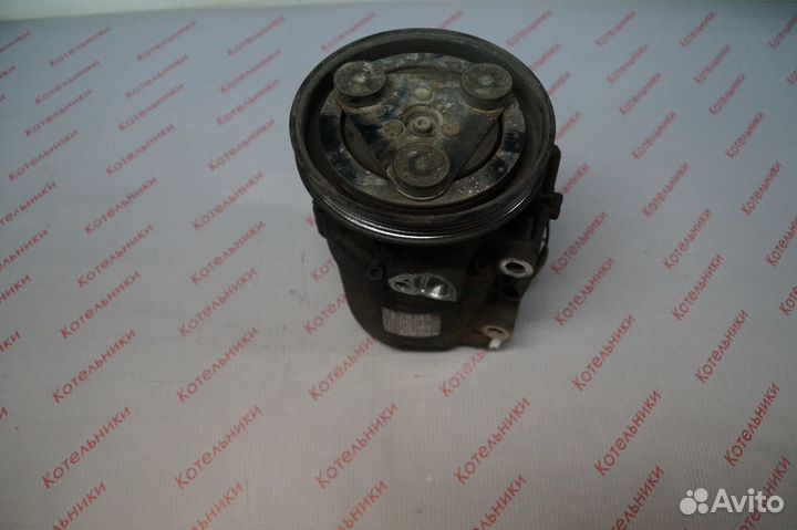 Nissan 92600-2J004 Компрессор кондиционера