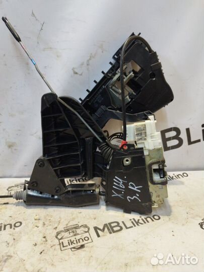 Замок двери задний правый Mercedes Gl X164