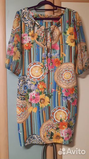 Продаю платья