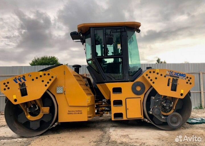 Дорожный каток XCMG XD143, 2023