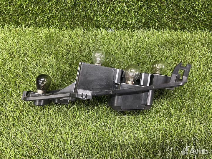 Плата заднего левого фонаря Peugeot 308 SW