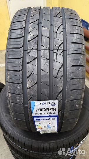 Fortune FSR702 245/40 R18 и 265/35 R18 97Y